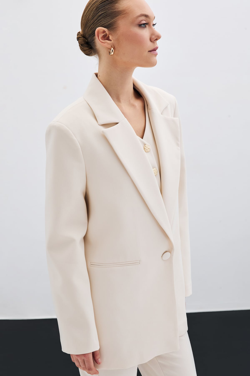 Ekru Tek Düğmeli Oversize Blazer Ceket