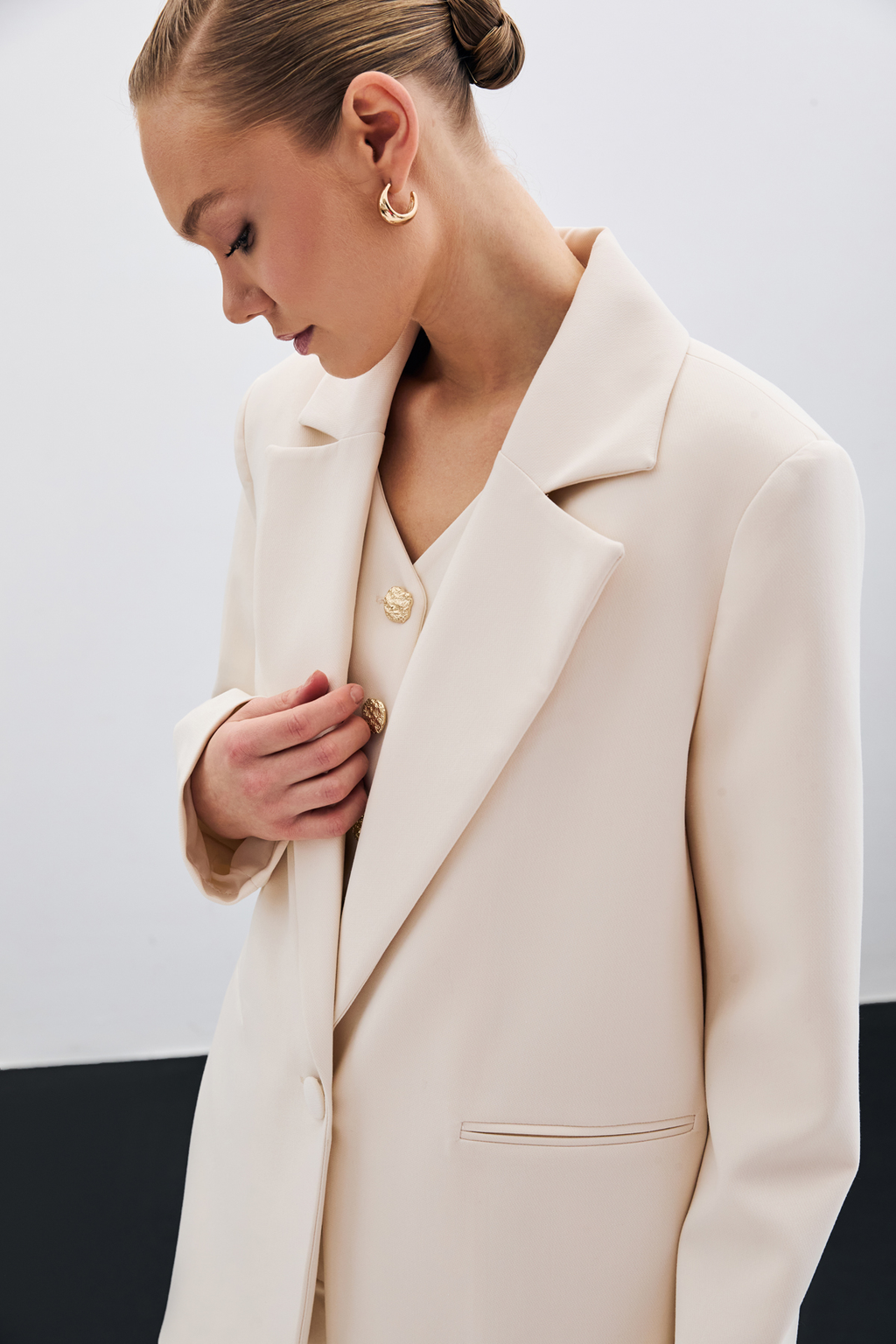 Ekru Tek Düğmeli Oversize Blazer Ceket
