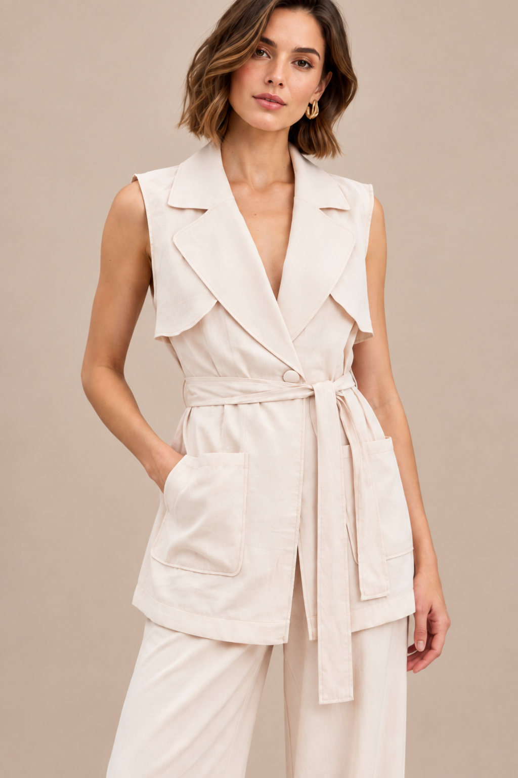 Kemer Detaylı Cepli Ekru Uzun Kadın Yelek